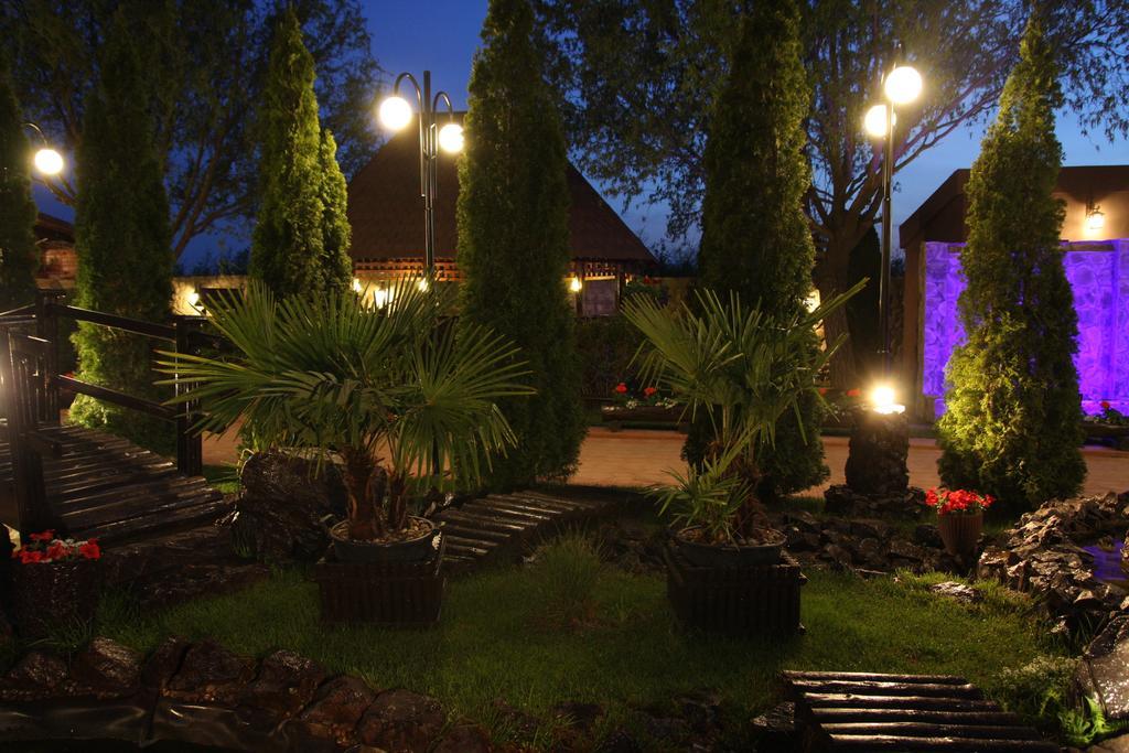 Rixo'S Guesthouse Circea Exterior foto