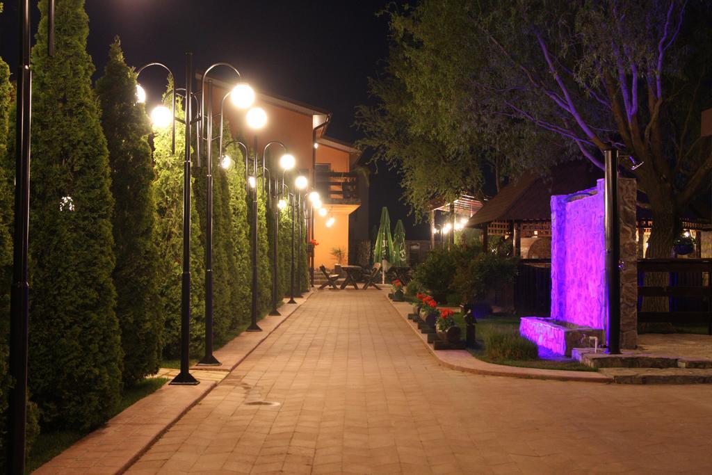 Rixo'S Guesthouse Circea Exterior foto