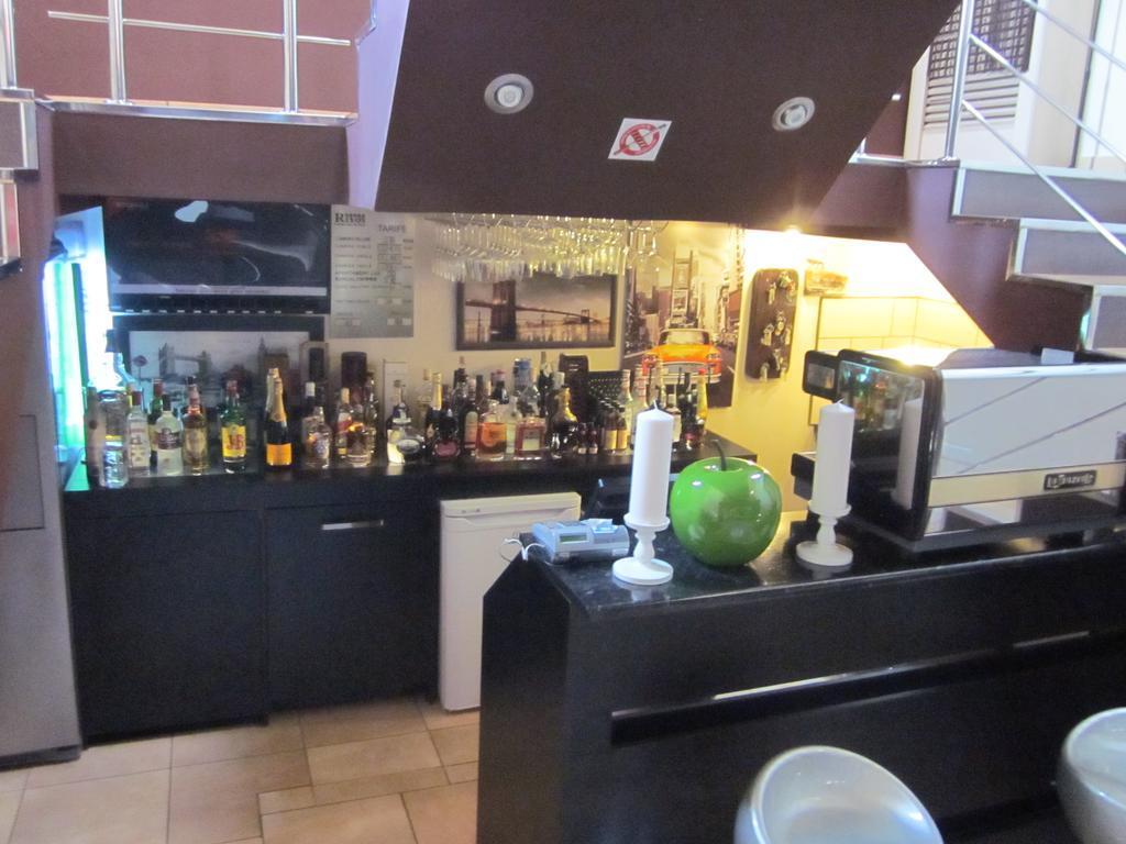 Rixo'S Guesthouse Circea Exterior foto